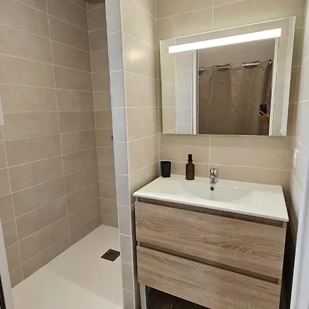 بيت للعطل Nesehome, Maison A Proximite Du Futuroscope *