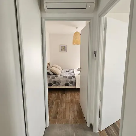 Nesehome, Maison A Proximite Du Futuroscope Holiday home Montamise