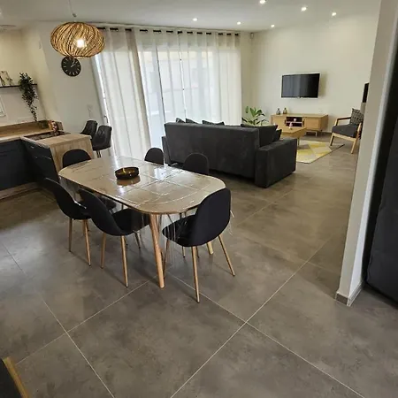 Nesehome, Maison A Proximite Du Futuroscope Montamisé