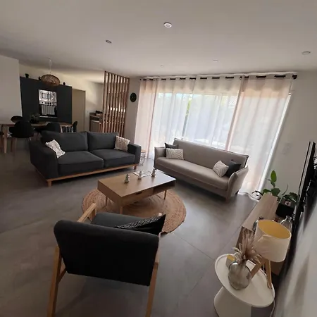Nesehome, Maison A Proximite Du Futuroscope